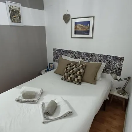 Ilda's Bica House דירה